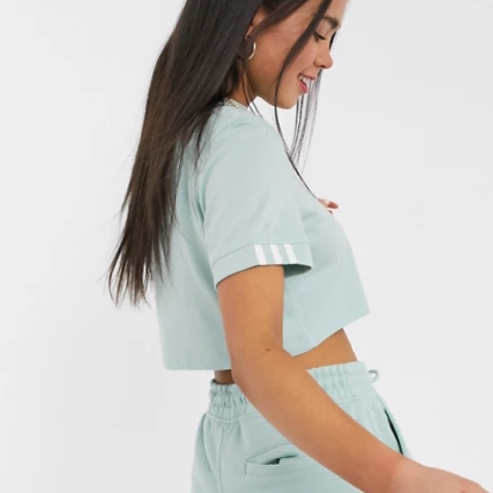 Adidas sea foam green crop tee NWT - Picture 2 of 6